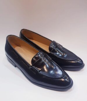 Zapato mocasín negro
