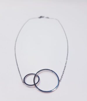 Collar gargantilla acero inox., aros entrelazados