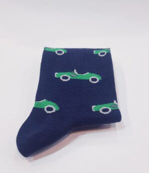 Calcetín azul marino con coches verdes