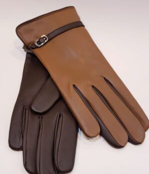 Guante piel tabaco y marrón con hebilla