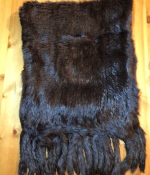 Estola de 180 x 40 cm., de pelo rabbit color marrón oscuro