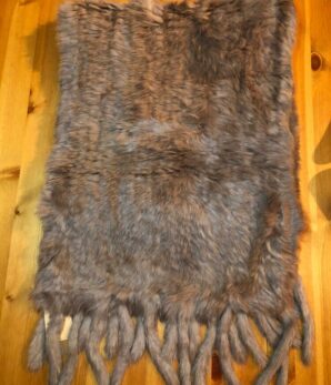 Estola de 180 x 40 cm., de pelo rabbit color topo