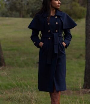 Abrigo BELINDA WINGS Modelo Saint James Marino